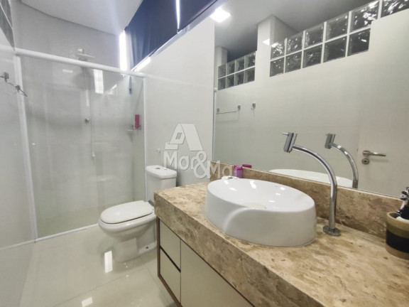 Imagem Apartamento com 4 Quartos à Venda, 171 m² em Pitangueiras - Guarujá