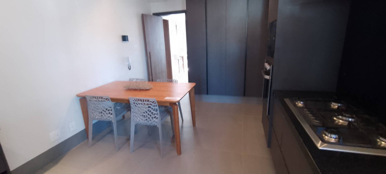 Imagem Apartamento com 4 Quartos à Venda, 140 m² em Serra - Belo Horizonte Imagem Apartamento com 4 Quartos à Venda, 140 m² em Serra - Belo Horizonte