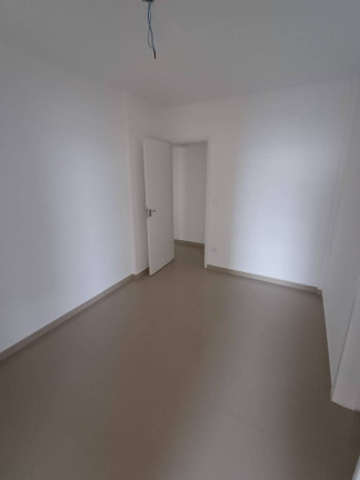 Imagem Apartamento com 2 Quartos à Venda, 78 m² em Mirim - Praia Grande