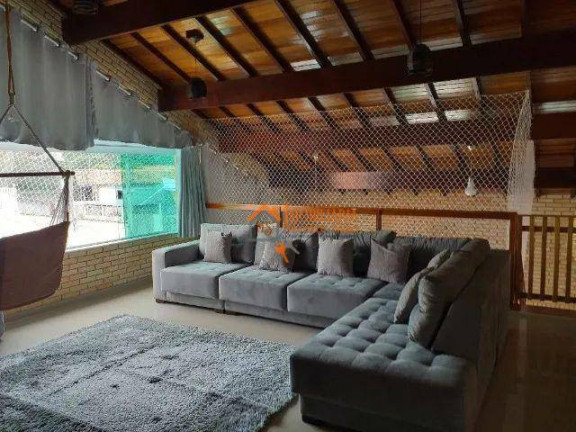 Imagem Sobrado com 4 Quartos à Venda, 309 m² em Centro - Arujá Imagem Sobrado com 4 Quartos à Venda, 309 m² em Centro - Arujá