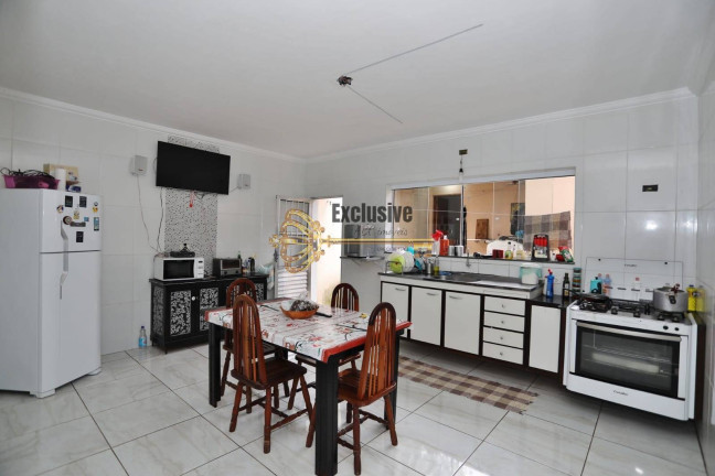 Imagem Sobrado com 3 Quartos à Venda, 210 m² em Vila Humaitá - Santo André