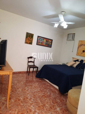 Imagem Casa com 3 Quartos à Venda, 588 m² em Centro - Campos Dos Goytacazes
