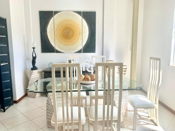 Imagem Cobertura com 3 Quartos à Venda, 245 m² em Icaraí - Niterói