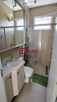 Imagem Casa com 3 Quartos à Venda, 115 m² em Centro - Florianópolis Imagem Casa com 3 Quartos à Venda, 115 m² em Centro - Florianópolis