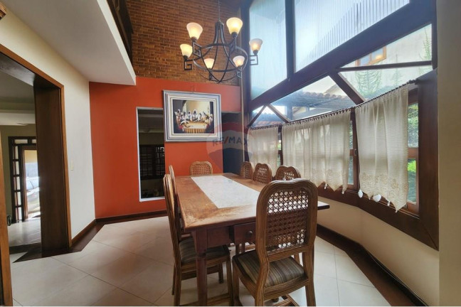 Imagem Casa de Condomínio com 3 Quartos à Venda, 324 m² em Itaipu - Niterói Imagem Casa de Condomínio com 3 Quartos à Venda, 324 m² em Itaipu - Niterói