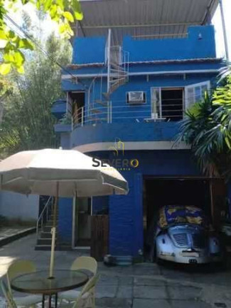 Casa com 5 Quartos à Venda, 400 m² em São Francisco - Niterói