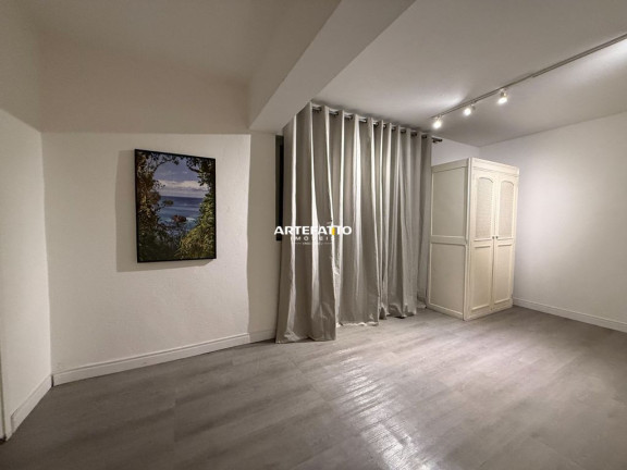Imagem Casa com 3 Quartos à Venda, 240 m² em Centro - Franca