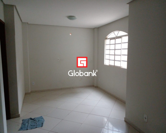 Imagem Sobrado com 3 Quartos à Venda, 150 m² em Independência - Montes Claros Imagem Sobrado com 3 Quartos à Venda, 150 m² em Independência - Montes Claros