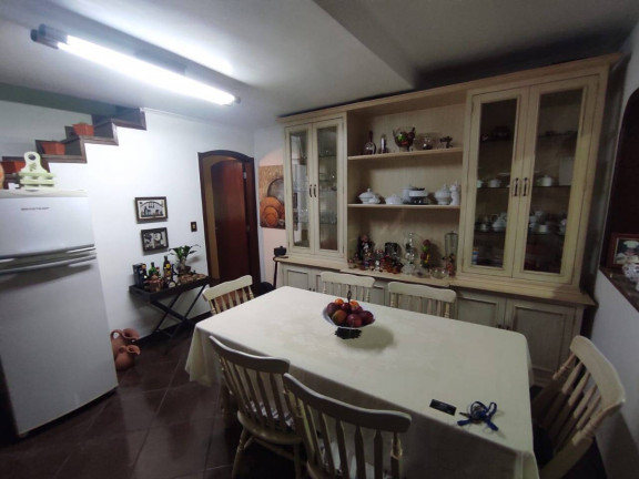 Imagem Casa com 3 Quartos à Venda, 253 m² em Vila Pires - Santo André