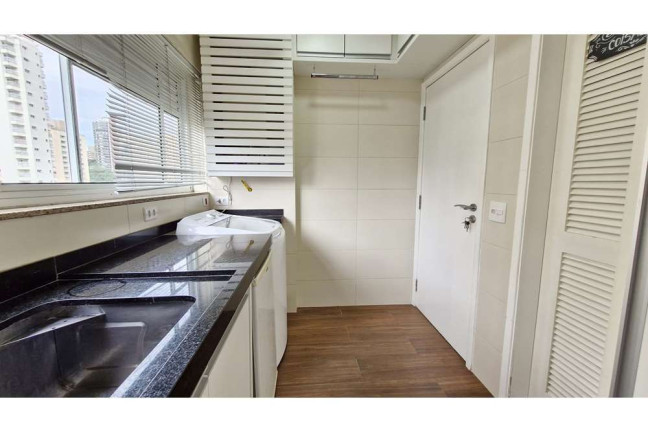 Imagem Imóvel com 3 Quartos à Venda, 146 m² em Vila Andrade - São Paulo