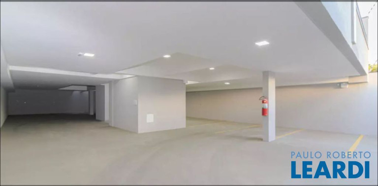 Imagem Apartamento com 2 Quartos à Venda, 51 m² em Vila Floresta - Santo André