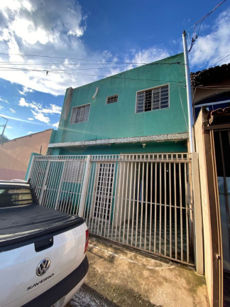 Imagem Casa com 8 Quartos à Venda, 200 m² em Taguatinga Norte (taguatinga) - Brasília Imagem Casa com 8 Quartos à Venda, 200 m² em Taguatinga Norte (taguatinga) - Brasília