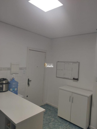 Imagem Imóvel com 2 Quartos à Venda, 20 m² em Auxiliadora - Porto Alegre Imagem Imóvel com 2 Quartos à Venda, 20 m² em Auxiliadora - Porto Alegre