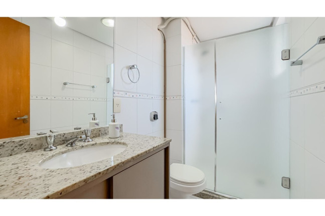 Imagem Apartamento com 2 Quartos à Venda, 80 m² em Santana - Porto Alegre Imagem Apartamento com 2 Quartos à Venda, 80 m² em Santana - Porto Alegre