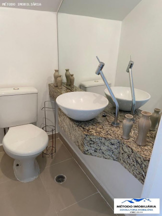 Imagem Casa com 3 Quartos à Venda, 114 m² em Vila Curuça - Santo André