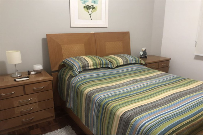 Imagem Casa com 3 Quartos à Venda,  em Vila Canero - São Paulo