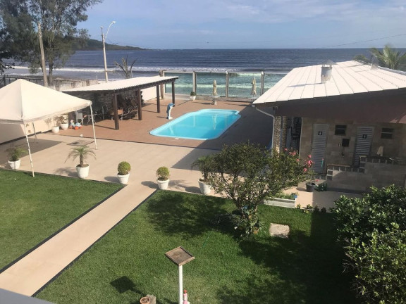 Imagem Casa com 8 Quartos à Venda, 250 m² em Santa Mônica - Guarapari Imagem Casa com 8 Quartos à Venda, 250 m² em Santa Mônica - Guarapari
