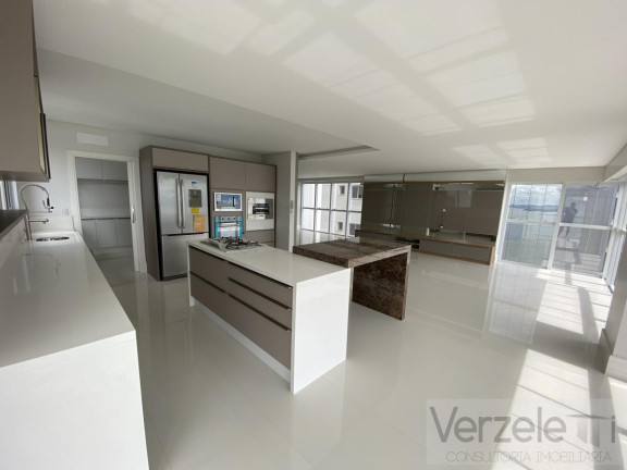 Imagem Apartamento com 4 Quartos à Venda, 237 m² em Barra Sul - Balneário Camboriú Imagem Apartamento com 4 Quartos à Venda, 237 m² em Barra Sul - Balneário Camboriú