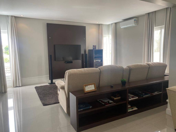 Imagem Casa com 5 Quartos à Venda, em São Paulo Ii - Cotia Imagem Casa com 5 Quartos à Venda, em São Paulo Ii - Cotia