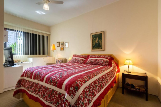 Imagem Casa com 3 Quartos à Venda, 150 m² em Indianópolis - São Paulo Imagem Casa com 3 Quartos à Venda, 150 m² em Indianópolis - São Paulo
