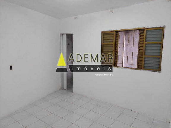 Imagem Casa com 2 Quartos à Venda, 125 m² em Taboão - Diadema