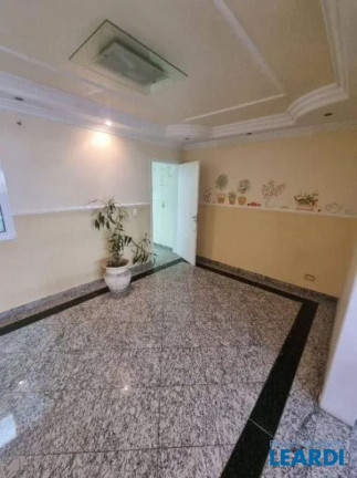 Imagem Sobrado com 4 Quartos à Venda, 268 m² em Vila Gilda - Santo André Imagem Sobrado com 4 Quartos à Venda, 268 m² em Vila Gilda - Santo André