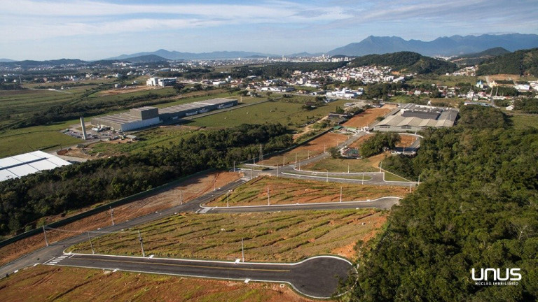 Imagem Terreno à Venda, 360 m² em Sertão Do Maruim - São José Imagem Terreno à Venda, 360 m² em Sertão Do Maruim - São José