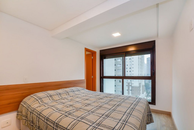 Imagem Apartamento com 1 Quarto à Venda, 30 m² em água Verde - Curitiba