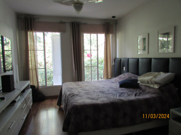 Imagem Casa com 3 Quartos à Venda, 300 m² em Granja Viana - Cotia Imagem Casa com 3 Quartos à Venda, 300 m² em Granja Viana - Cotia