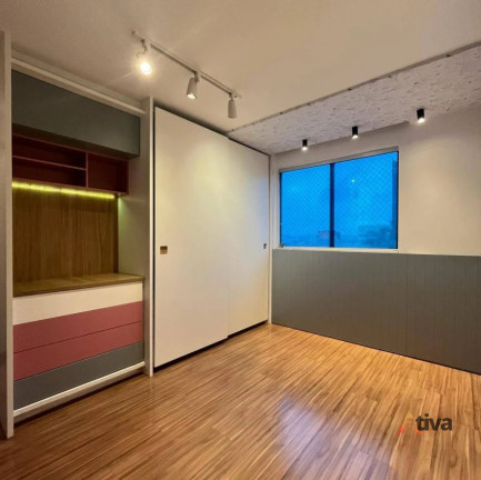 Imagem Apartamento com 3 Quartos à Venda, 107 m²
