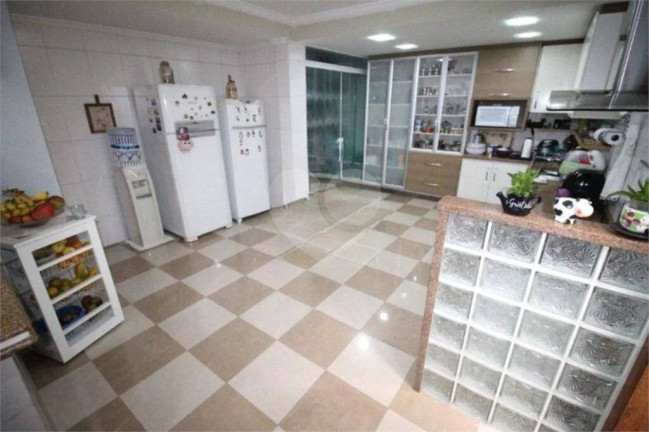 Imagem Sobrado com 4 Quartos à Venda, 250 m² em Km 18 - Osasco Imagem Sobrado com 4 Quartos à Venda, 250 m² em Km 18 - Osasco