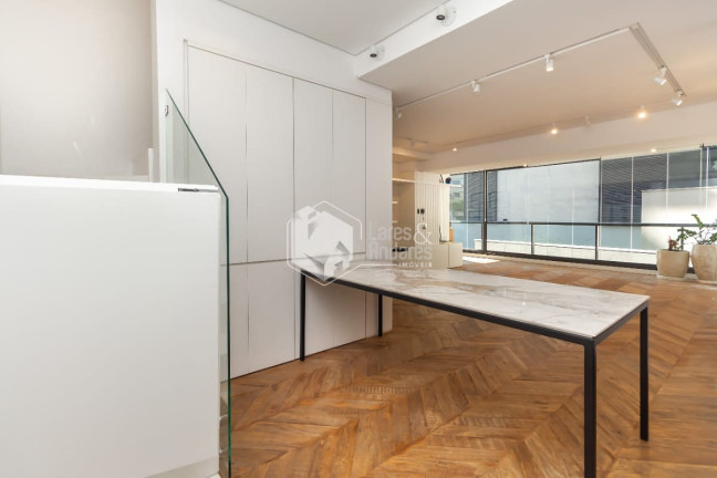 Imagem Apartamento com 2 Quartos à Venda, 126 m² em Itaim Bibi - São Paulo
