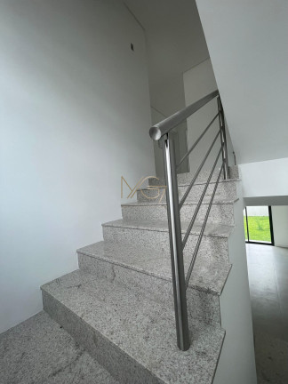 Imagem Sobrado com 3 Quartos à Venda, 253 m² em Cascatinha - Curitiba Imagem Sobrado com 3 Quartos à Venda, 253 m² em Cascatinha - Curitiba