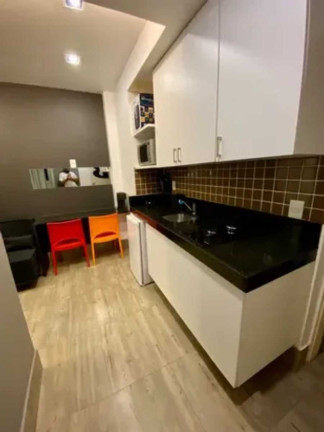 Imagem Apartamento com 2 Quartos à Venda, 65 m² em Copacabana - Rio De Janeiro Imagem Apartamento com 2 Quartos à Venda, 65 m² em Copacabana - Rio De Janeiro