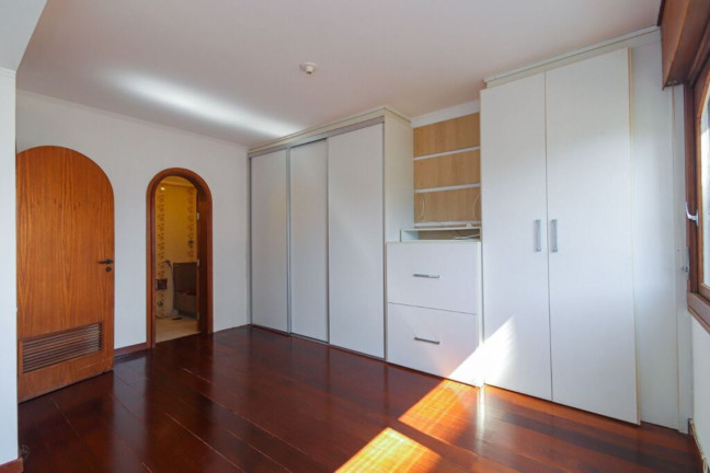 Imagem Imóvel com 3 Quartos à Venda, 155 m² em Menino Deus - Porto Alegre Imagem Imóvel com 3 Quartos à Venda, 155 m² em Menino Deus - Porto Alegre