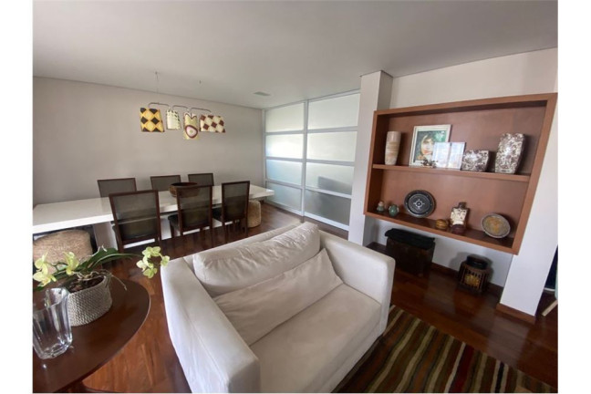 Imagem Imóvel com 3 Quartos à Venda, em Moema - São Paulo Imagem Imóvel com 3 Quartos à Venda, em Moema - São Paulo
