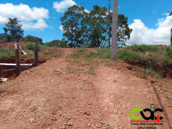 Imóvel à Venda, 692 m² em Laranjeira De Caldas - Caldas