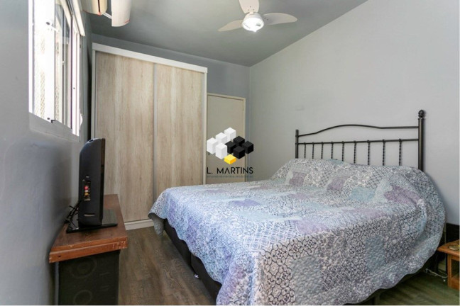 Imagem Casa com 4 Quartos à Venda, 300 m² em Chácara Das Pedras - Porto Alegre Imagem Casa com 4 Quartos à Venda, 300 m² em Chácara Das Pedras - Porto Alegre