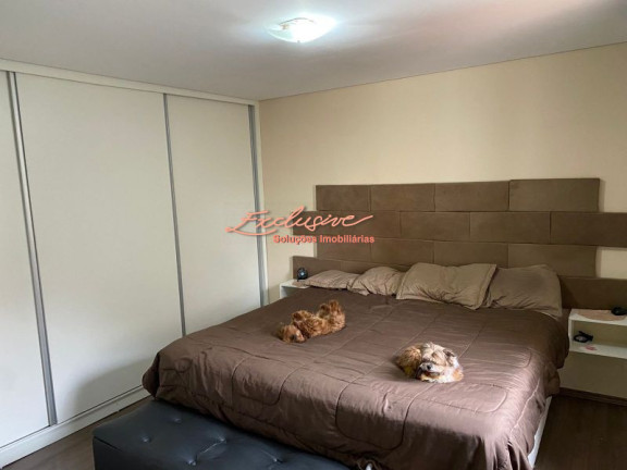 Imagem Casa com 3 Quartos à Venda, 450 m²