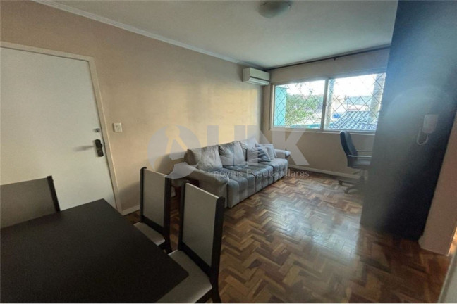 Apartamento com 1 Quarto à Venda, 47 m² em Azenha - Porto Alegre