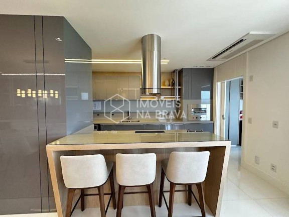 Imagem Apartamento com 4 Quartos para Alugar, em Centro - Balneário Camboriú Imagem Apartamento com 4 Quartos para Alugar, em Centro - Balneário Camboriú