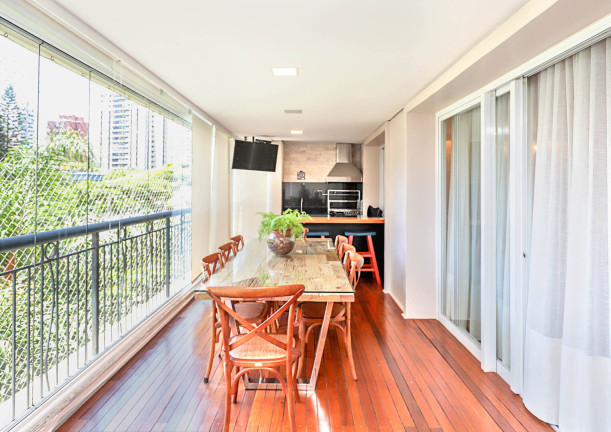 Imagem Apartamento com 3 Quartos à Venda, 226 m² em Vila Nova Conceição - São Paulo Imagem Apartamento com 3 Quartos à Venda, 226 m² em Vila Nova Conceição - São Paulo