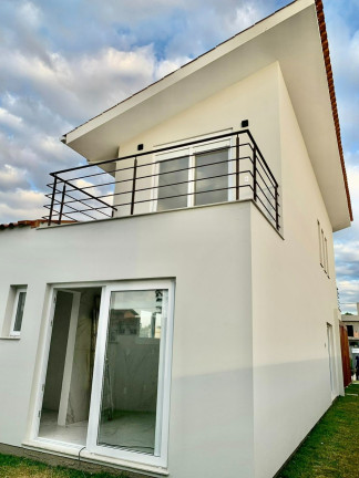 Imagem Casa com 3 Quartos à Venda, 181 m² em Campeche - Florianópolis Imagem Casa com 3 Quartos à Venda, 181 m² em Campeche - Florianópolis
