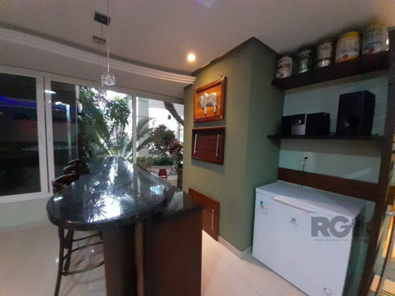 Imagem Apartamento com 2 Quartos à Venda, 72 m² em Menino Deus - Porto Alegre