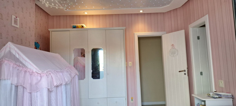 Imagem Casa com 5 Quartos à Venda, 400 m² em Buraquinho - Lauro De Freitas Imagem Casa com 5 Quartos à Venda, 400 m² em Buraquinho - Lauro De Freitas