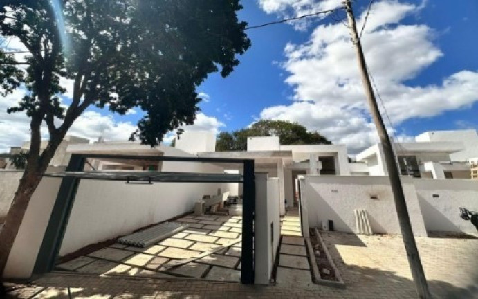 Imagem Casa com 3 Quartos à Venda, 360 m² em Várzea - Lagoa Santa Imagem Casa com 3 Quartos à Venda, 360 m² em Várzea - Lagoa Santa