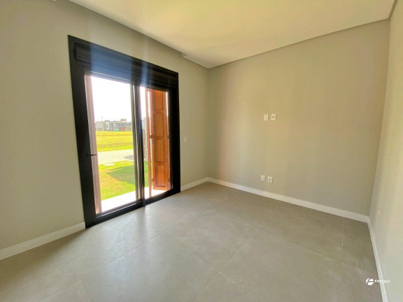 Imagem Casa de Condomínio com 4 Quartos à Venda, 210 m² em Xangri-la - Xangri-lá