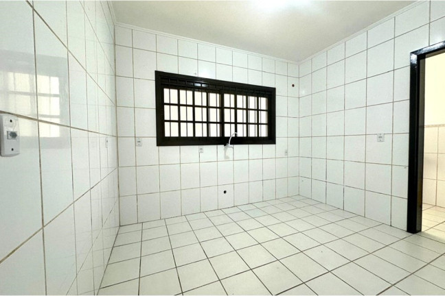 Imagem Casa com 3 Quartos à Venda, 173 m² em Sarandi - Porto Alegre