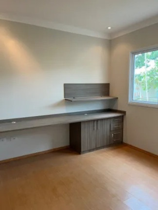 Imagem Casa com 3 Quartos à Venda, 210 m² em Jardim Garret - Araçoiaba Da Serra Imagem Casa com 3 Quartos à Venda, 210 m² em Jardim Garret - Araçoiaba Da Serra