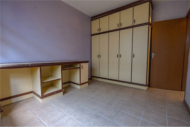 Imagem Casa com 6 Quartos à Venda,  em Córrego Grande - Florianópolis